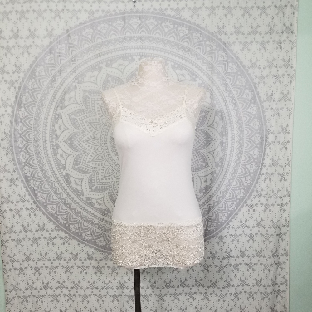 NWT White House Black Market Lace Camisole M
